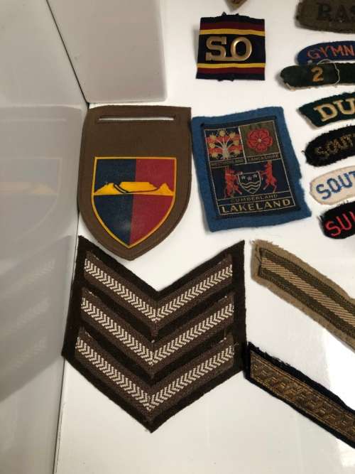 JOB LOT OS VARIOUS MILITARY CLOTH BADGES , MOSTLY SADF RANK