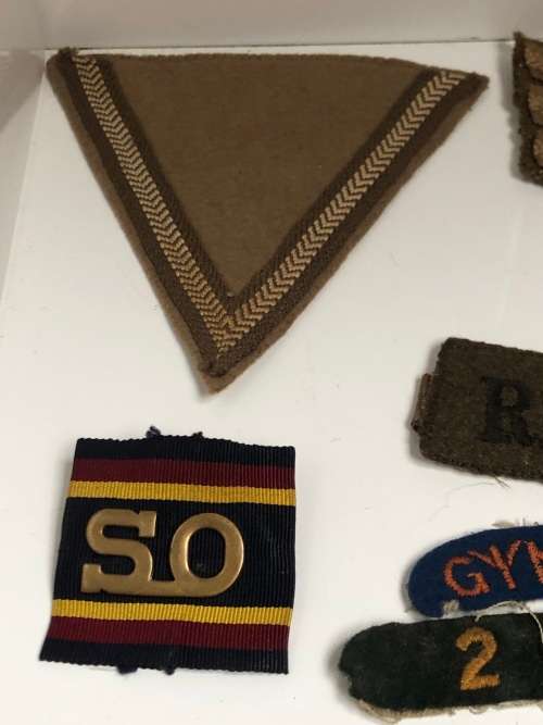 JOB LOT OS VARIOUS MILITARY CLOTH BADGES , MOSTLY SADF RANK