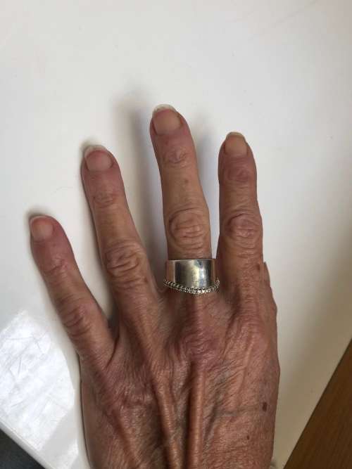 BEAUTIFUL CHUNKY 925 SILVER RING - DESIGN WORKS FOR A THUMB RING AS WELL - SIZE U - 8.5g