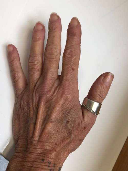 BEAUTIFUL CHUNKY 925 SILVER RING - DESIGN WORKS FOR A THUMB RING AS WELL - SIZE U - 8.5g