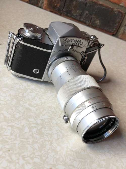 Rare Exakta Varex IIa Ihagee Dresden 35mm Film Camera With Many Extras Including Instruction Manuals