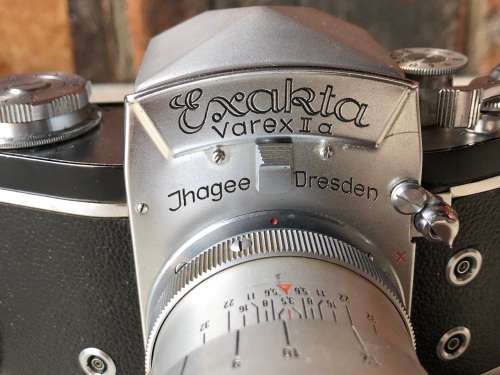 Rare Exakta Varex IIa Ihagee Dresden 35mm Film Camera With Many Extras Including Instruction Manuals