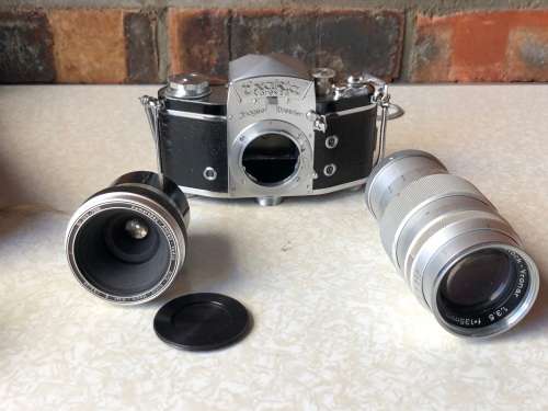 Rare Exakta Varex IIa Ihagee Dresden 35mm Film Camera With Many Extras Including Instruction Manuals
