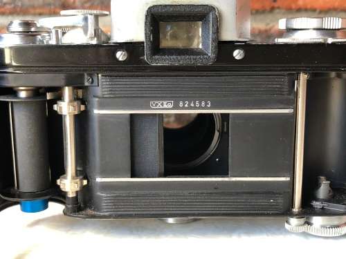 Rare Exakta Varex IIa Ihagee Dresden 35mm Film Camera With Many Extras Including Instruction Manuals