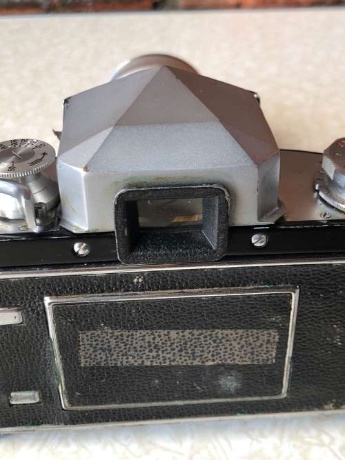 Rare Exakta Varex IIa Ihagee Dresden 35mm Film Camera With Many Extras Including Instruction Manuals