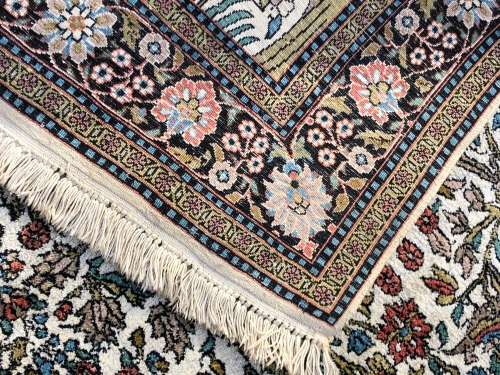 STUNNING HAND KNOTTED LAMBS WOOL AND SILK TREE OF LIFE ISFAHAN PERSIAN CARPET 1170 X 1900mm