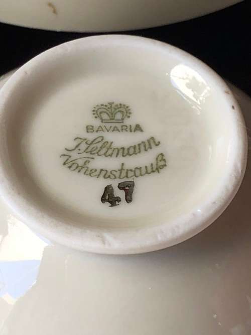 Johann Seltmann Vohenstrauß c1955 - Bavaria tea cup and saucer duo - Mint