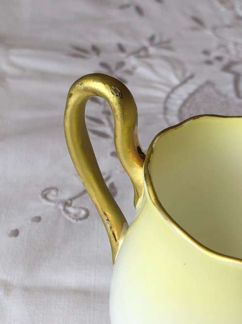 ROYAL ALBERT YELLOW RAINBOW PATTERN TEA FOR ONE - CHECK DESCRIPTION AND PICS