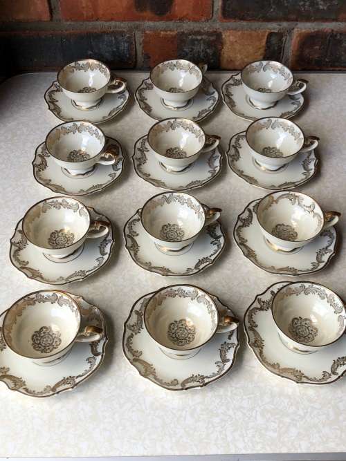 Stunning Hutschenreuther ABT Paul Müller Selb 12 place setting coffee duo set c1928 - 1943
