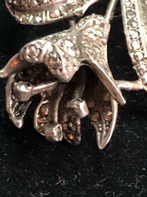 Beautiful highly detailed sterling silver marcasite brooch - 11.1g