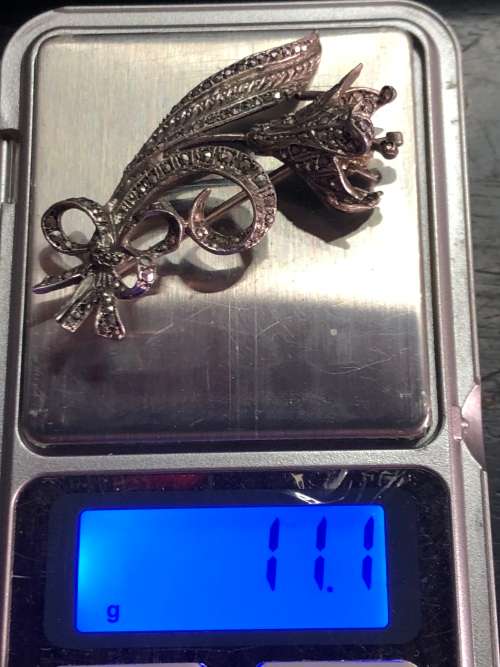 Beautiful highly detailed sterling silver marcasite brooch - 11.1g