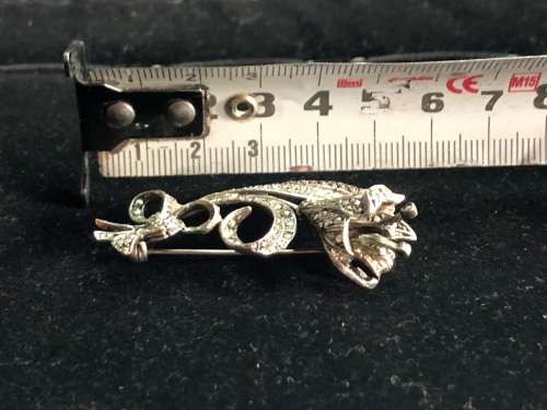 Beautiful highly detailed sterling silver marcasite brooch - 11.1g