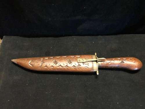 STUNNING OLD HAND MADE YEMEN MARSH ARAB JAMBIYA KHANJAR DAGGER IN CARVED WOODEN SCABBARD