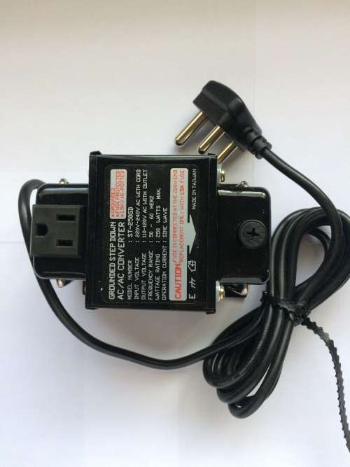 Transformer  -250w , 220v to 110v , Grounded "in SA"