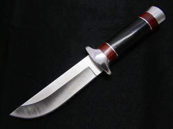 Hunting knive MEDUIM ring handle