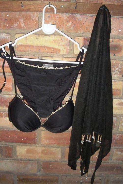 Atmosphere 3 piece chocolate Bikini set - size 16