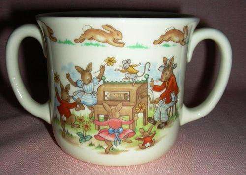 Vintage Royal Doulton Bunnykins - 2 handled mug -  Playing the Pianola - pristine condition
