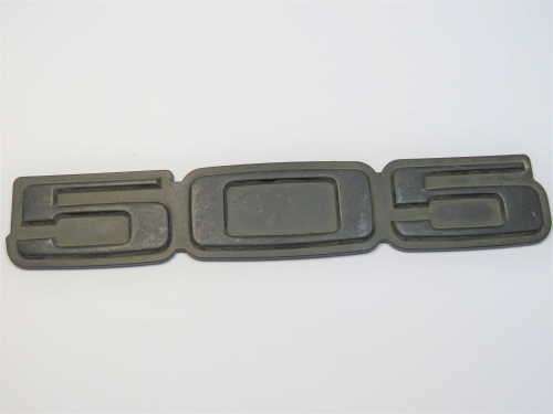Vintage Peugeot 505 badge