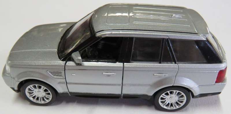 RMZ City Range Rover sport toy car - Scale 1/43
