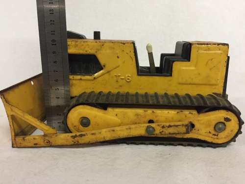 Vintage Tonka T-6 bulldozer