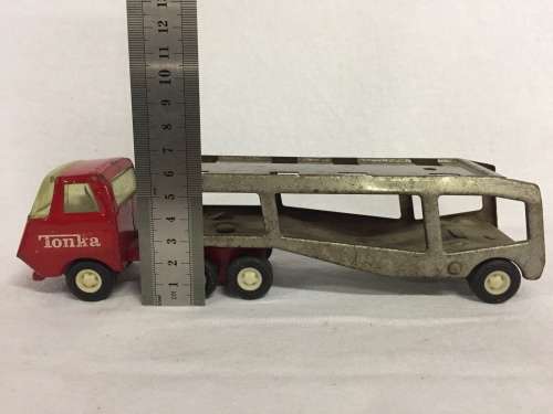 Vintage Tonka toy truck with transport carrier trailer
