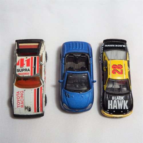 Lot of 6 vintage toy cars