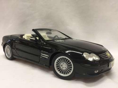 Maisto Mercedes-Benz SL55 AMG V8 kompressor model car - scale 1/18