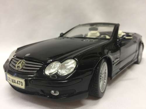 Maisto Mercedes-Benz SL55 AMG V8 kompressor model car - scale 1/18