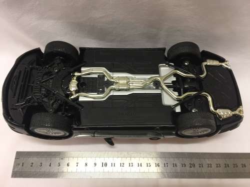 Maisto Mercedes-Benz SL55 AMG V8 kompressor model car - scale 1/18