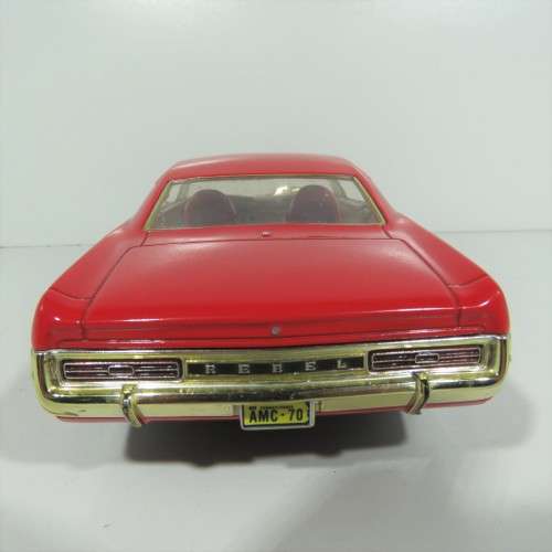 Road signature 1970 AMC Rebel model car - Scale 1/18 - Left front suspension support arm broken