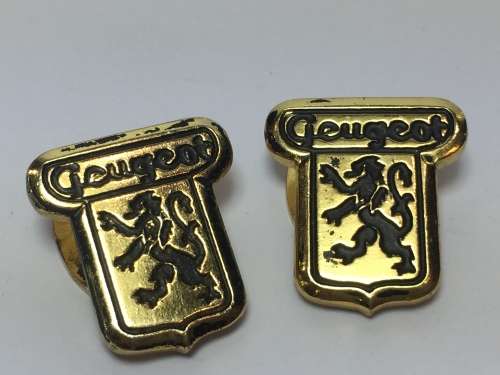 Pair of Peugeot collar studs