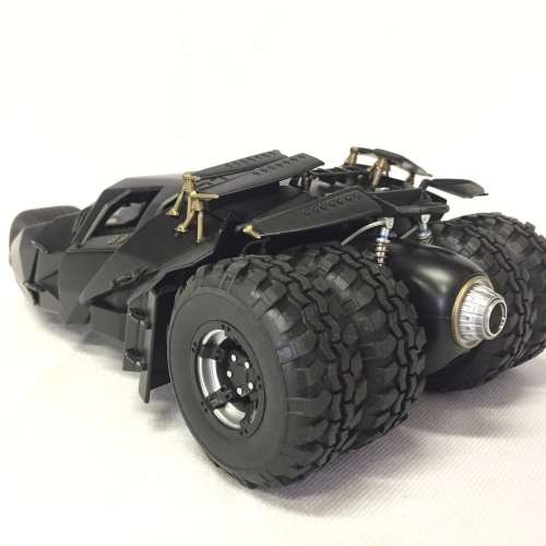 Hot Wheels Dark Knight Batmobile model car - scale 1/18