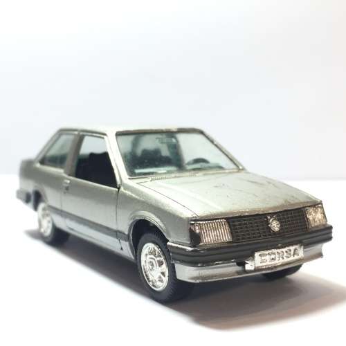 Gama Opel-Corsa model toy car - scale 1/43