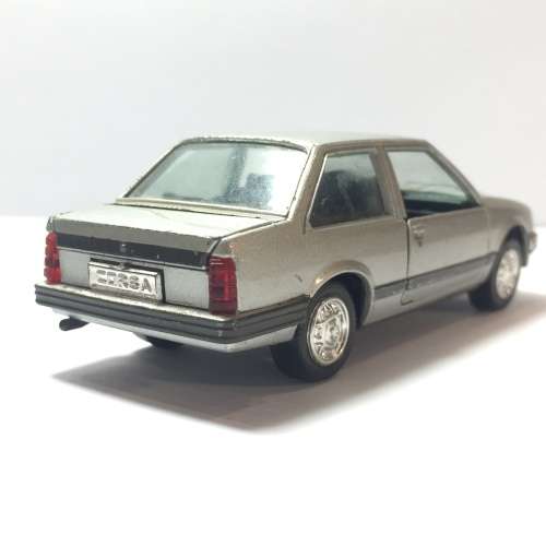 Gama Opel-Corsa model toy car - scale 1/43