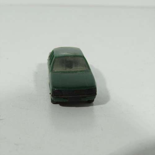 Lot of 4 HO scale plastic model cars