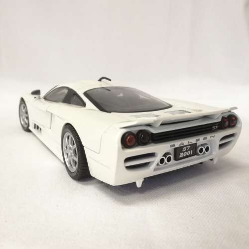 MotorMax Saleen S7 model car - scale 1/18