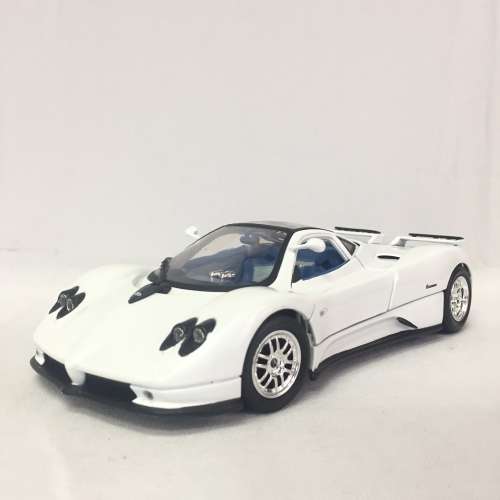 Motor Max Pagani Zonda C12 model car - scale 1/18