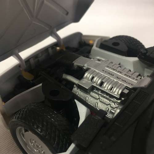 Maisto 1992 Corvette ZR-1 model car - scale 1/18