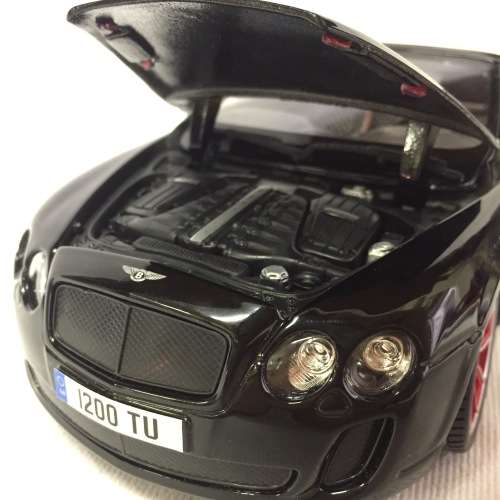 Bburago Bentley Continental Supersports convertible ISR model car - scale 1/18