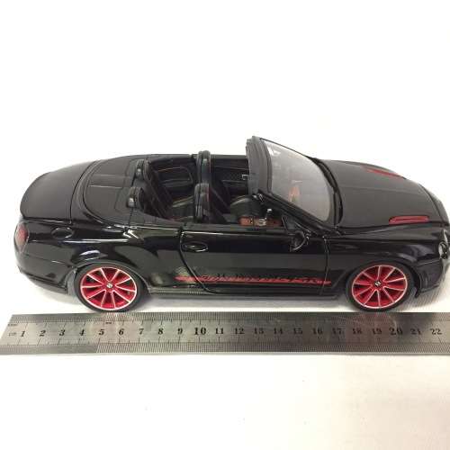 Bburago Bentley Continental Supersports convertible ISR model car - scale 1/18