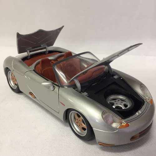 Maisto Porsche Boxster model car - scale 1/18