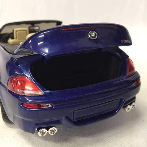 Maisto BMW M6 cabriolet model car - scale 1/18