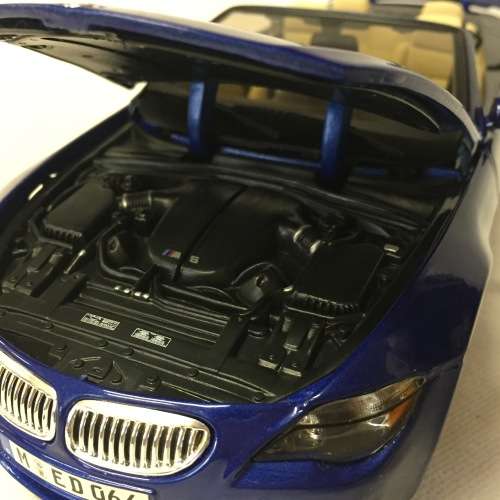 Maisto BMW M6 cabriolet model car - scale 1/18