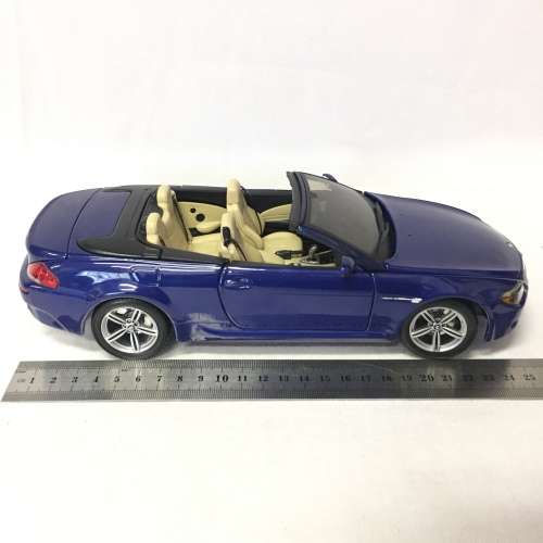 Maisto BMW M6 cabriolet model car - scale 1/18