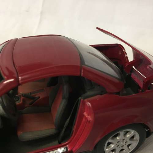Maisto Mercedes-Benz SLK 230 model car - scale 1/18