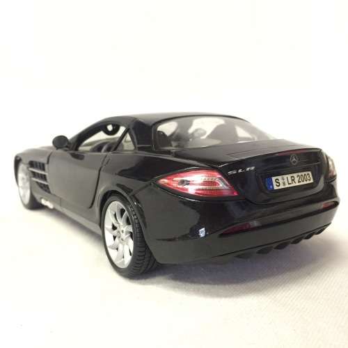 Maisto Mercedes-Benz SLR McLaren model car - scale 1/18