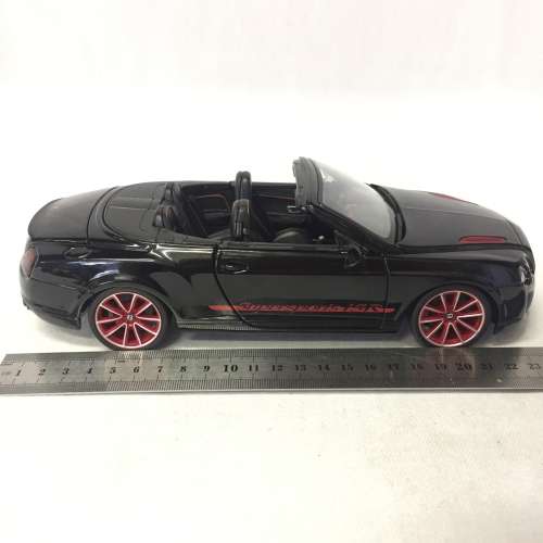 Bburago Bentley Continental Supersports convertible ISR model car - scale 1/18