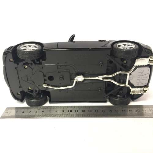 Motor Max 2005 Mercedes-Benz SLK55 AMG model car - scale 1/18 - with convertible top