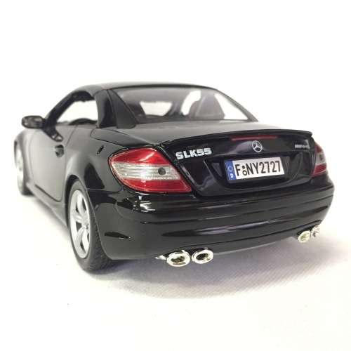 Motor Max 2005 Mercedes-Benz SLK55 AMG model car - scale 1/18 - with convertible top