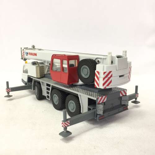 Conrad #2099 Tadano Faun ATF 45-3 die-cast mobile crane construction model - scale 1/50